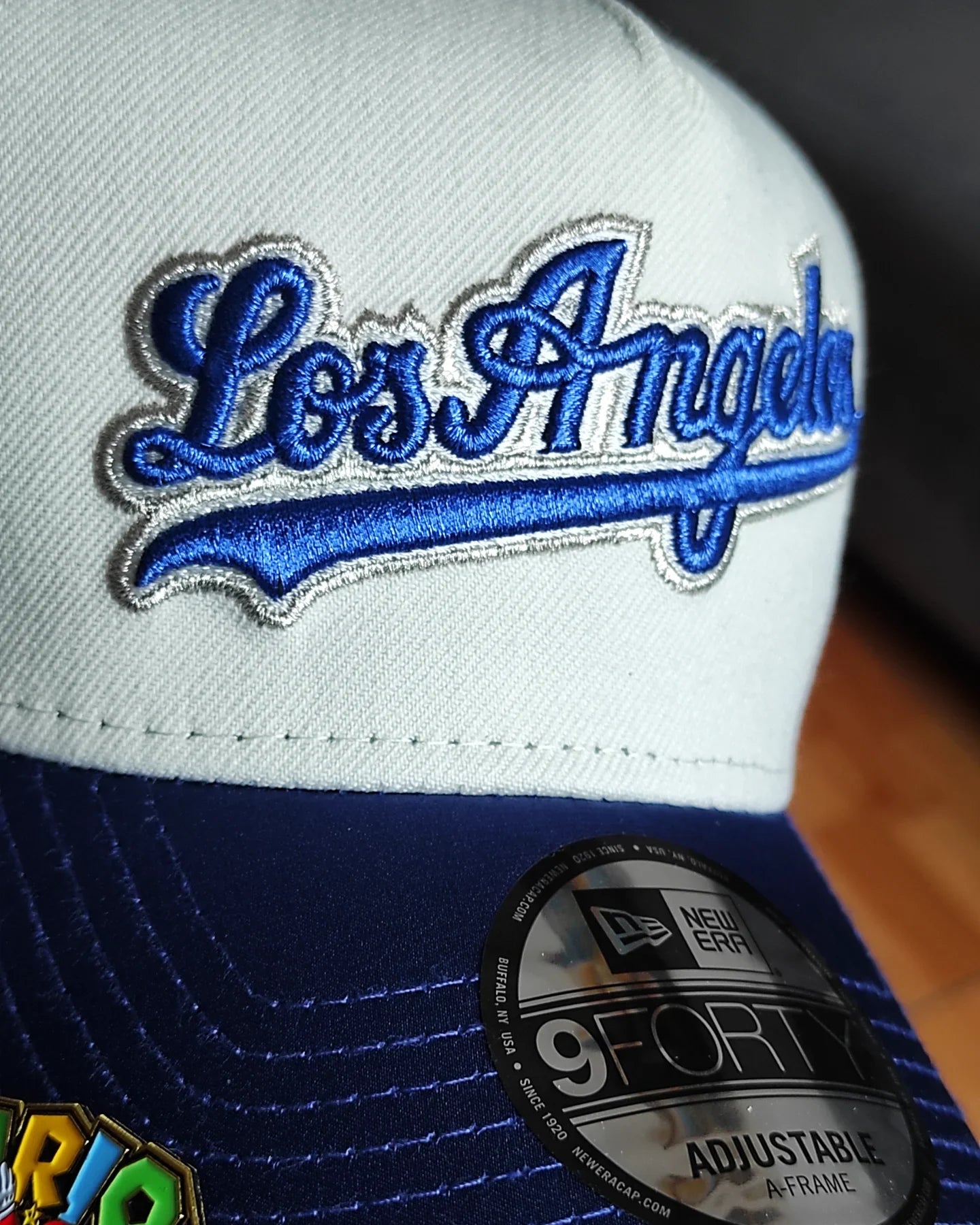 Gorra snapback New Era Los Angeles Dodgers Chrome con visera satinada Two Tone A Frame 9Forty