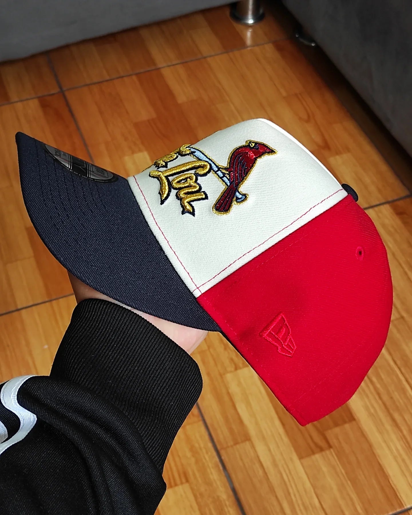 Gorra Snapback A-Frame New Era 9Fifty de los Cardenales de San Luis, Color Rojo, de la Serie Mundial de 1982