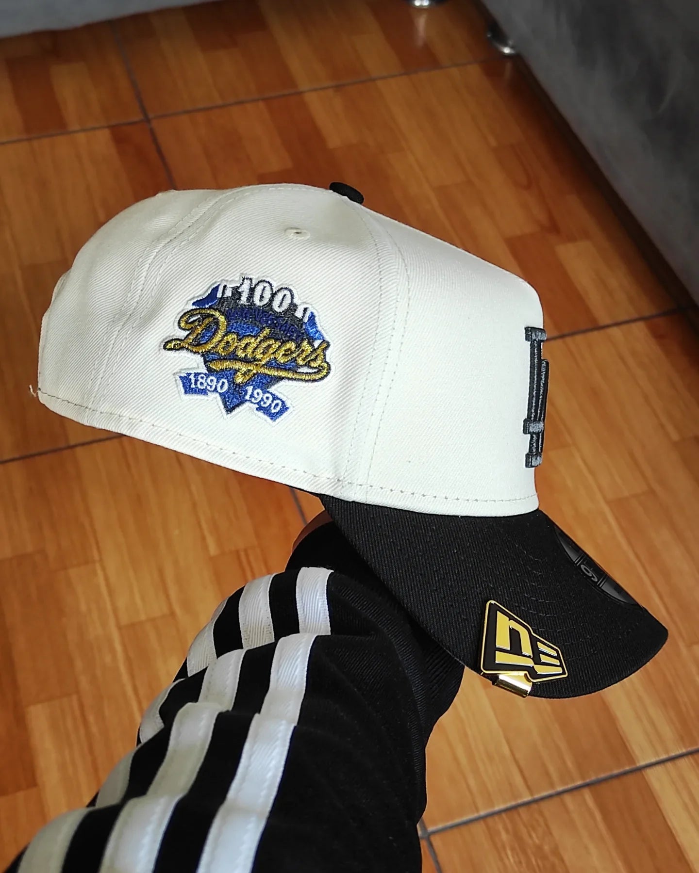 New Era Los Angeles Dodgers 100 aniversario Cromado negro 9 Forty A-FRAME