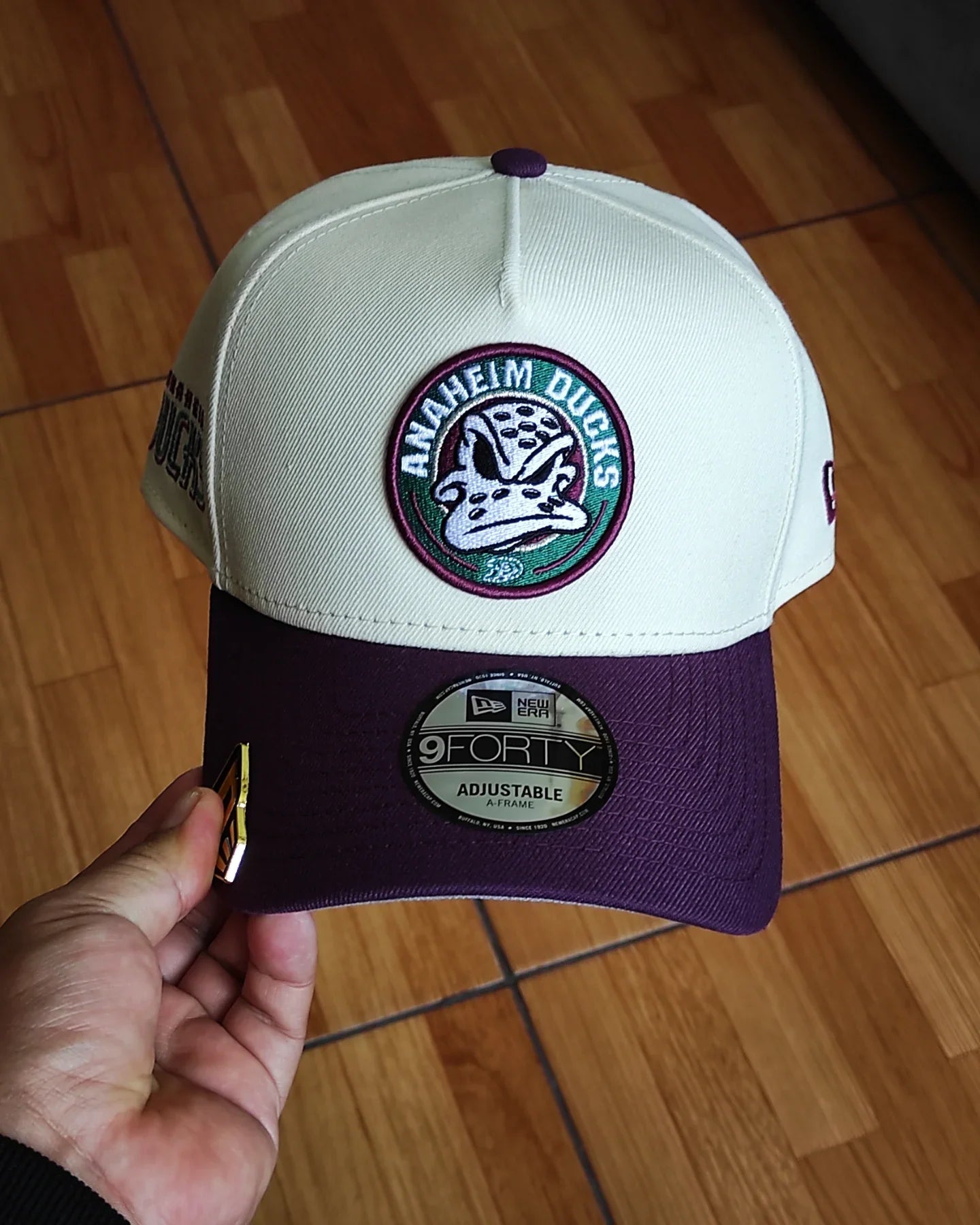 Gorra snapback New Era Anaheim Ducks Chrome Two Tone Edition 9Forty A Frame