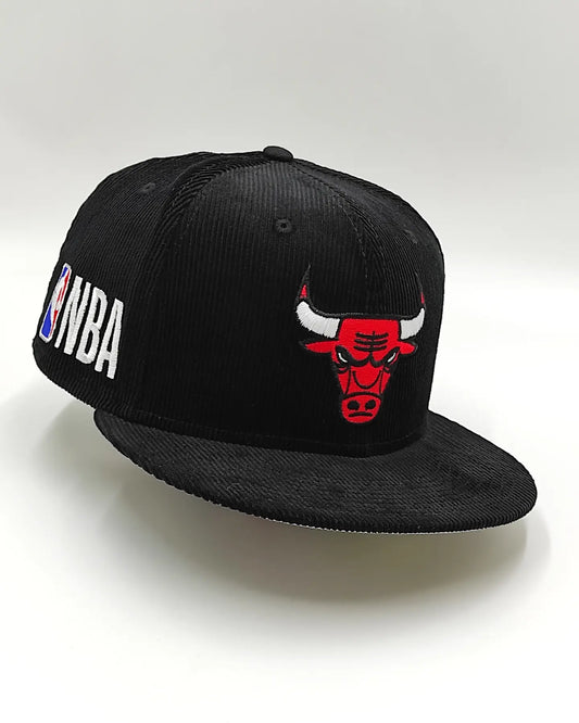 Gorra Ajustada Chicago Bulls OLD SCHOOL CORDUROY SIDE-PATCH Negra de New Era
