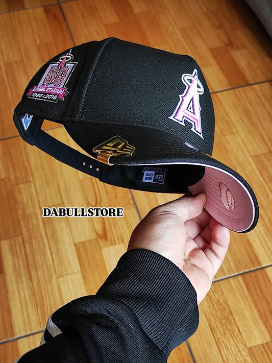 Gorra New Era Anaheim Angels 50 Aniversario Edición Rosa 9Forty A Frame Snapback