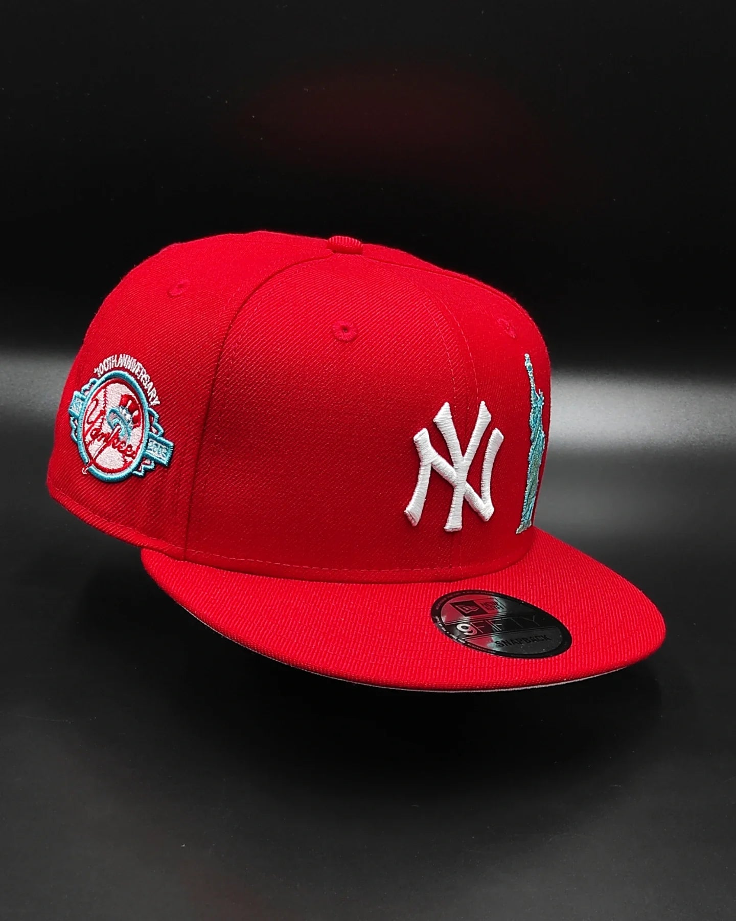 New Era New York Yankees 100 Aniversario Colección Liberty 🗽 9FIFTY Snapback - Rojo
