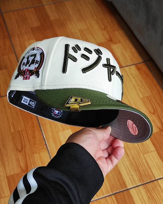 Gorra Ajustada 59Fifty Chrome Bicolor Edición Ohtani de Los Angeles Dodgers de New Era