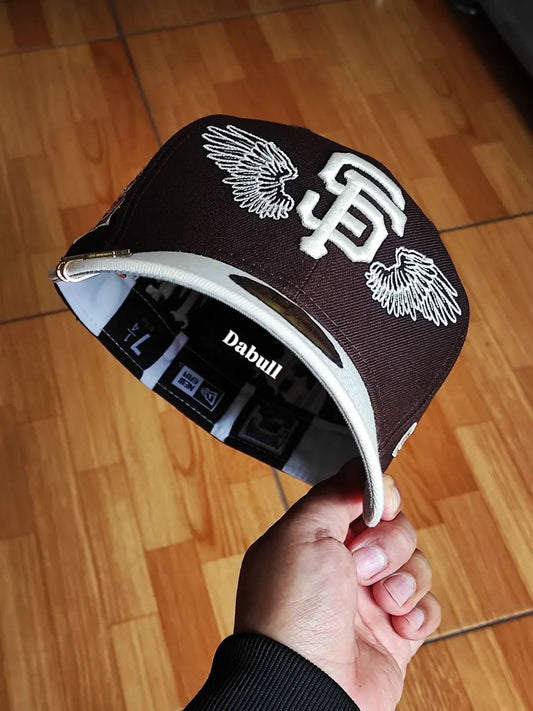 Gorra San Francisco Giants MLB Team Wings 59FIFTY Ajustada Marrón Oscuro