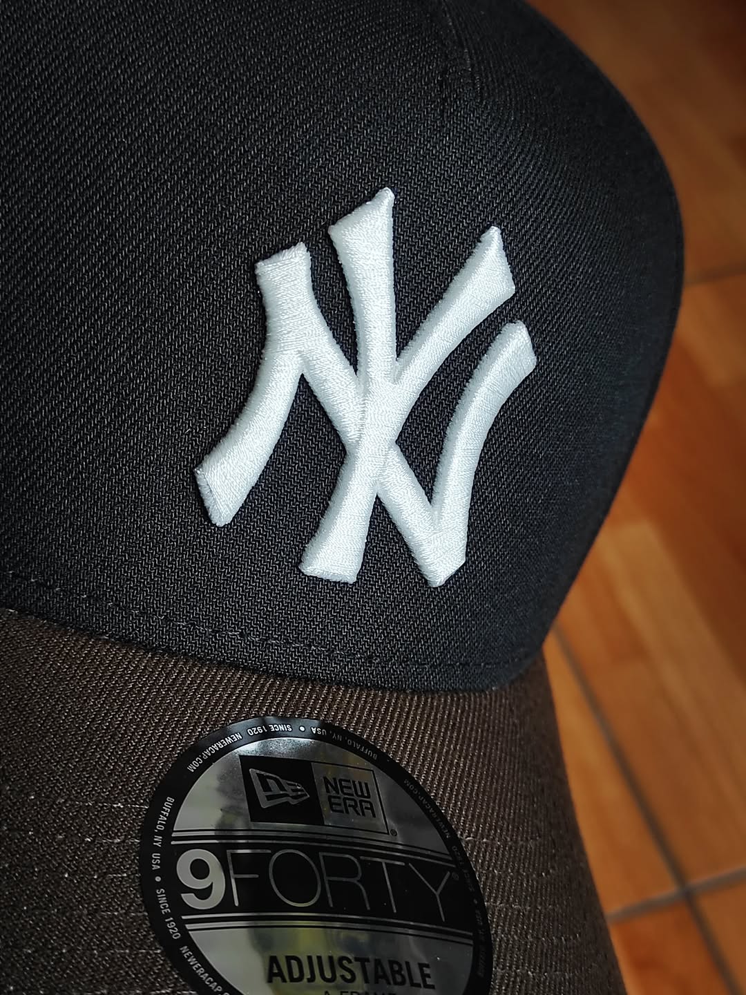 New Era New York Yankees Serie Mundial Negra Marrón 9FORTY A-FRAME Snapback