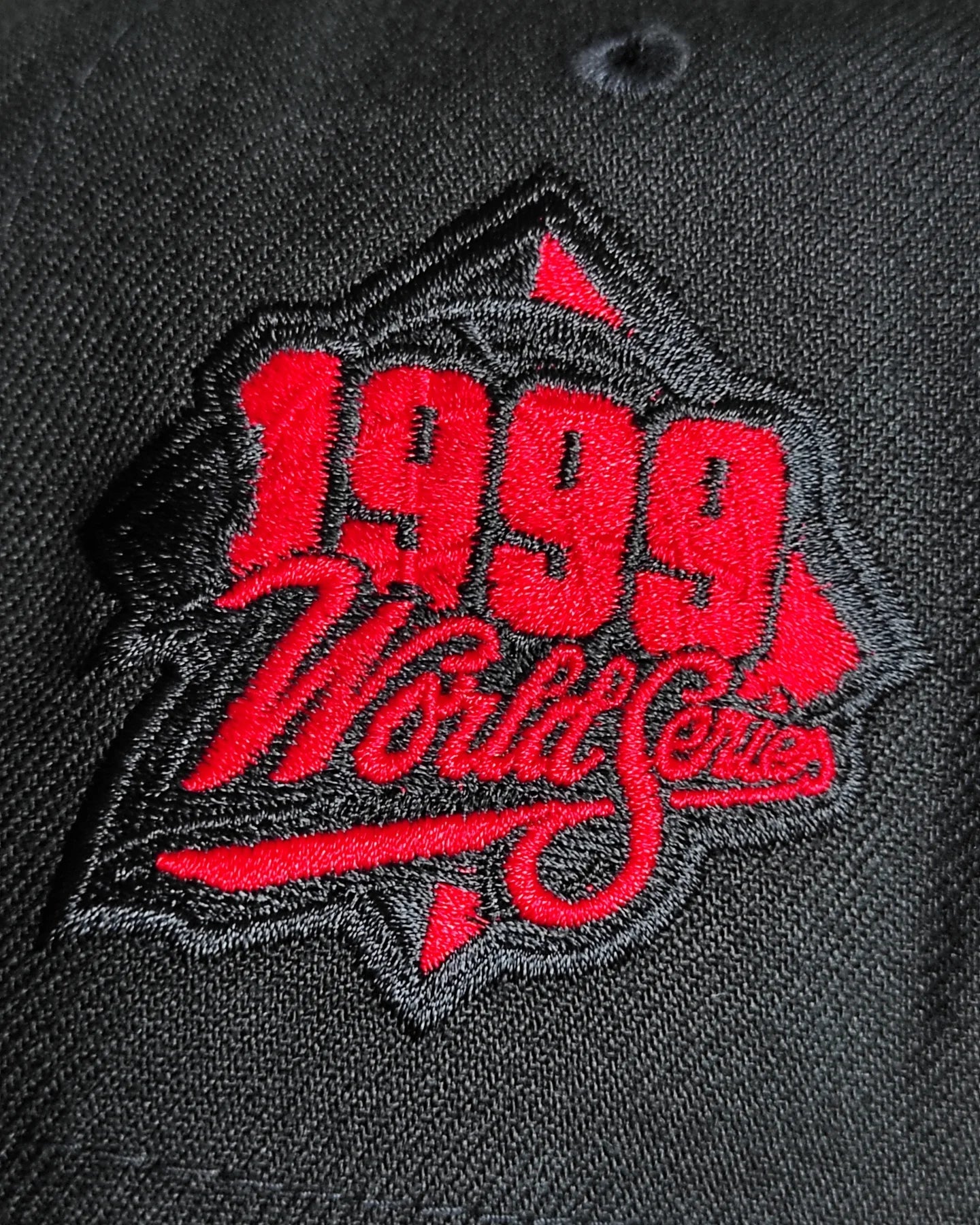 Gorra snapback A-Frame 9Forty negra y roja de los New York Yankees de la Serie Mundial de 1999 de New Era