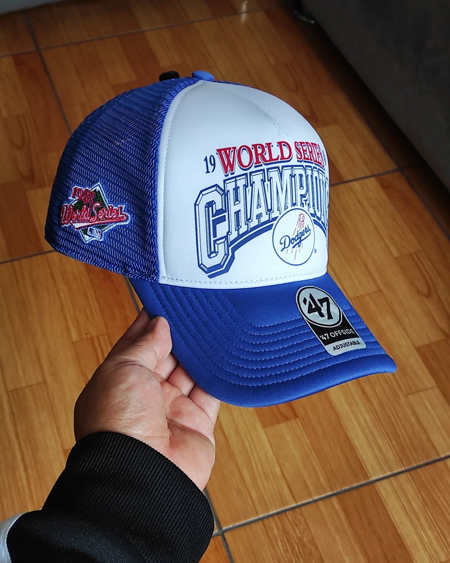 Gorra camionera snapback de espuma 47Brand Los Angeles Dodgers blanca azul World Series