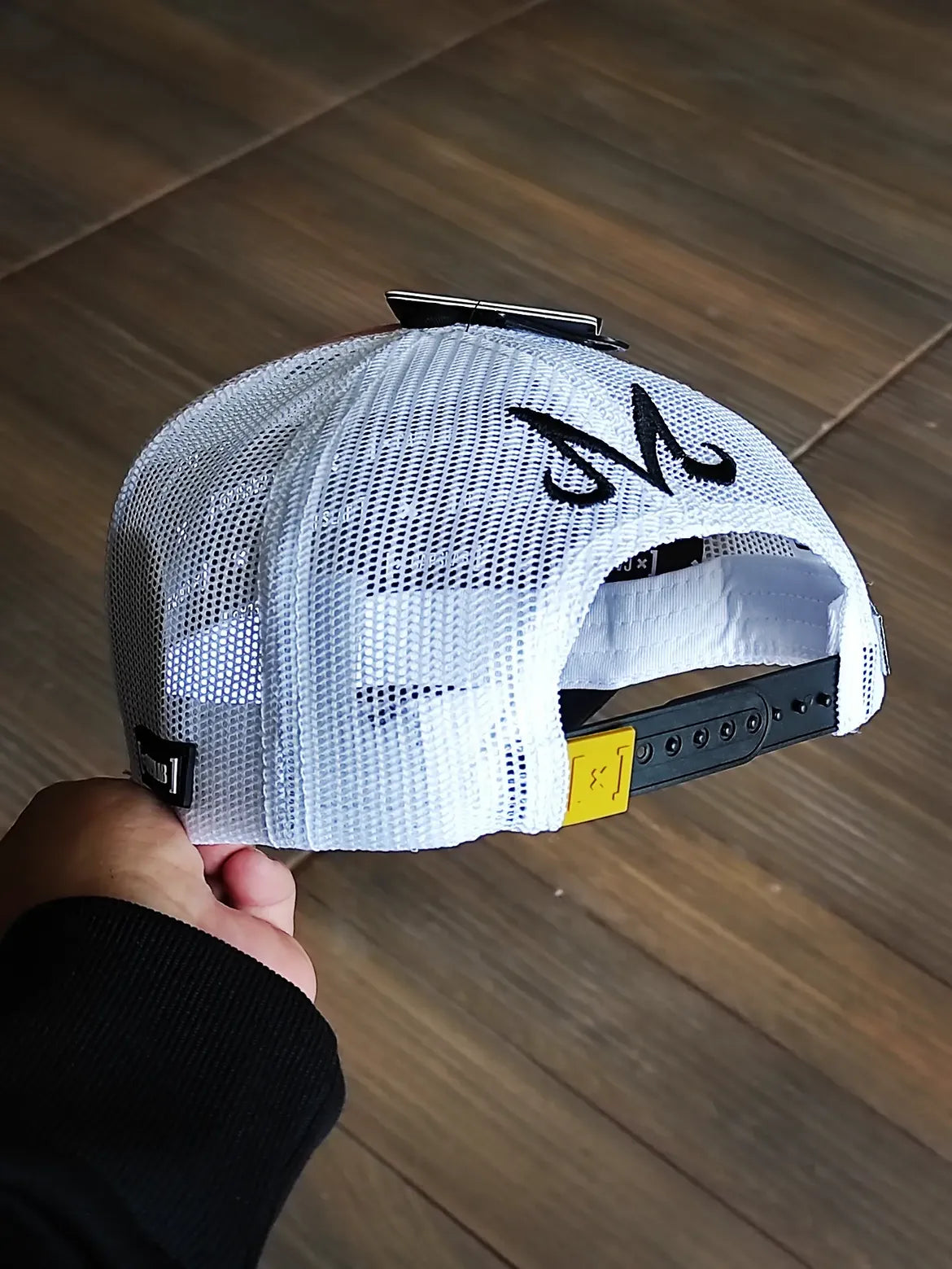 Capslab kid buu trucker cap black pink