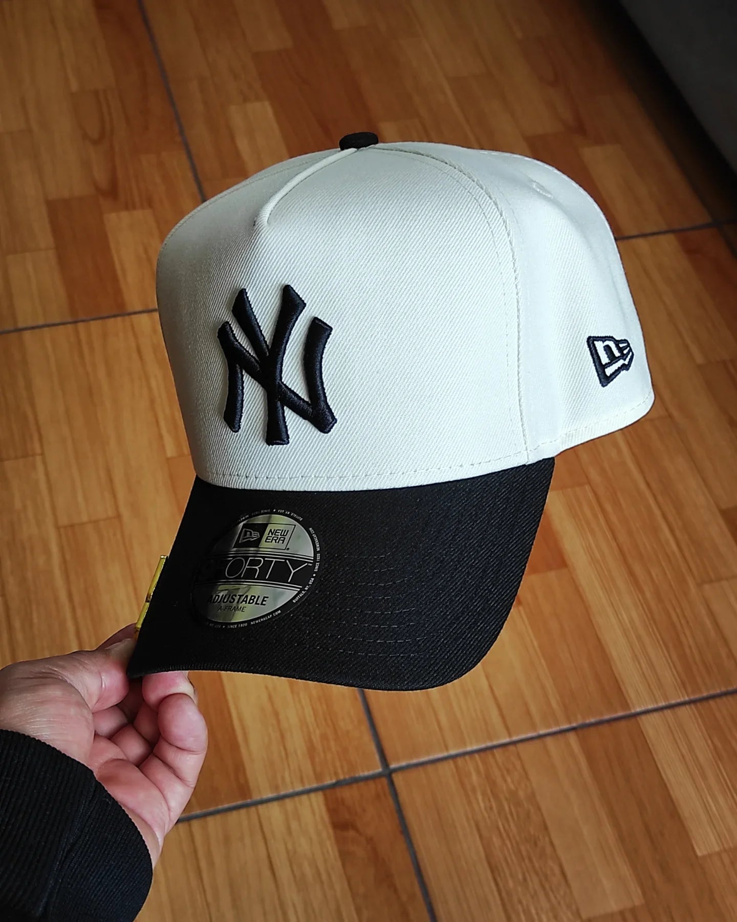 New Era New York Yankees Serie Mundial 1999 Chrome black 9 cuarenta A-FRAME