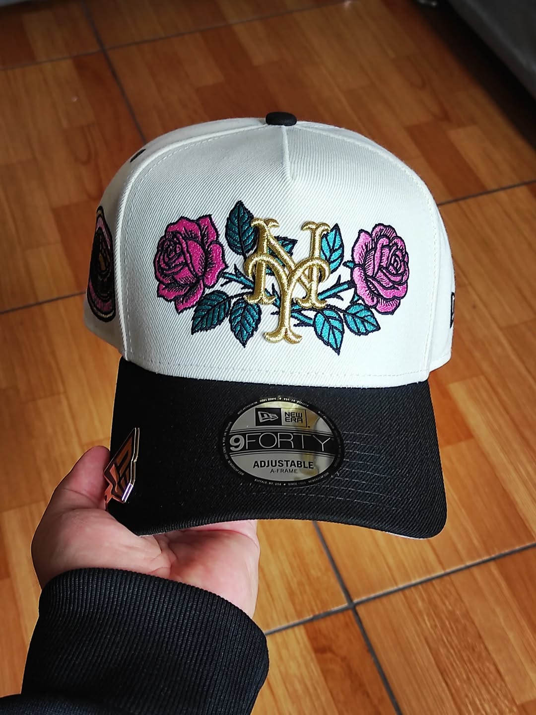 New Era New York Mets World Series 1969 Rose Chrome Two Tone Edition 9Forty A Frame Snapback