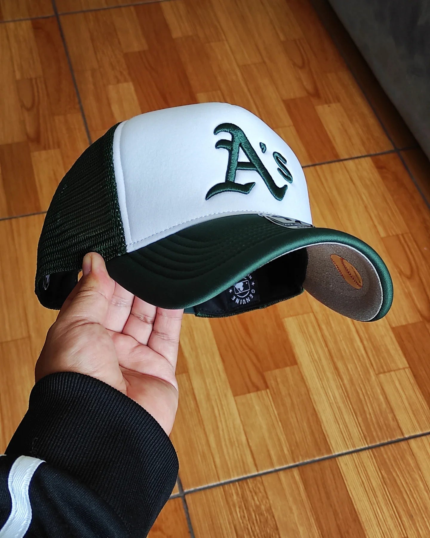 Gorra trucker de espuma Oakland Athletic de 47Brand con cierre a presión