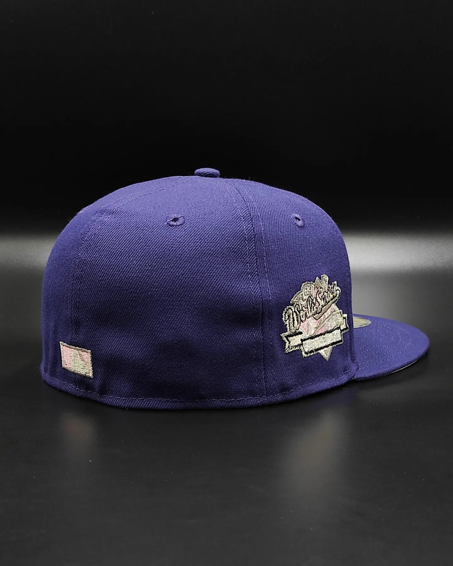 Gorra New Era Oakland Athletics 59fifty World Series parche UV rosa - morado