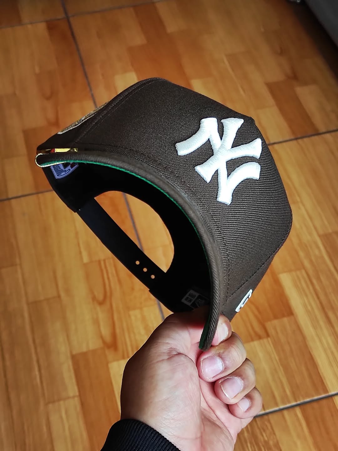 Gorra New Era New York Yankees Edición Nuez Serie Mundial 1951 9Forty A Frame Snapback