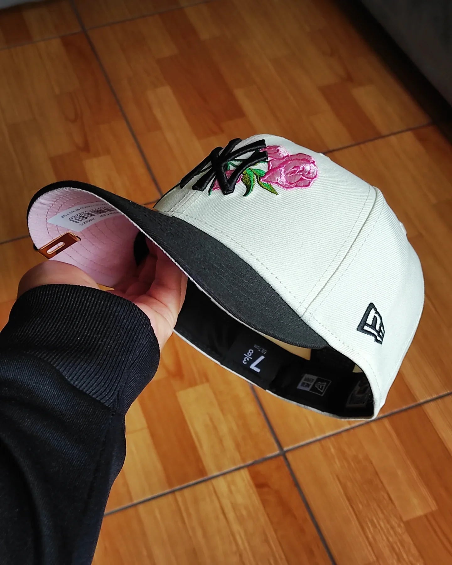 Gorra ajustada 59fifty New Era New York Yankees Rose Chrome Edición negra/rosa