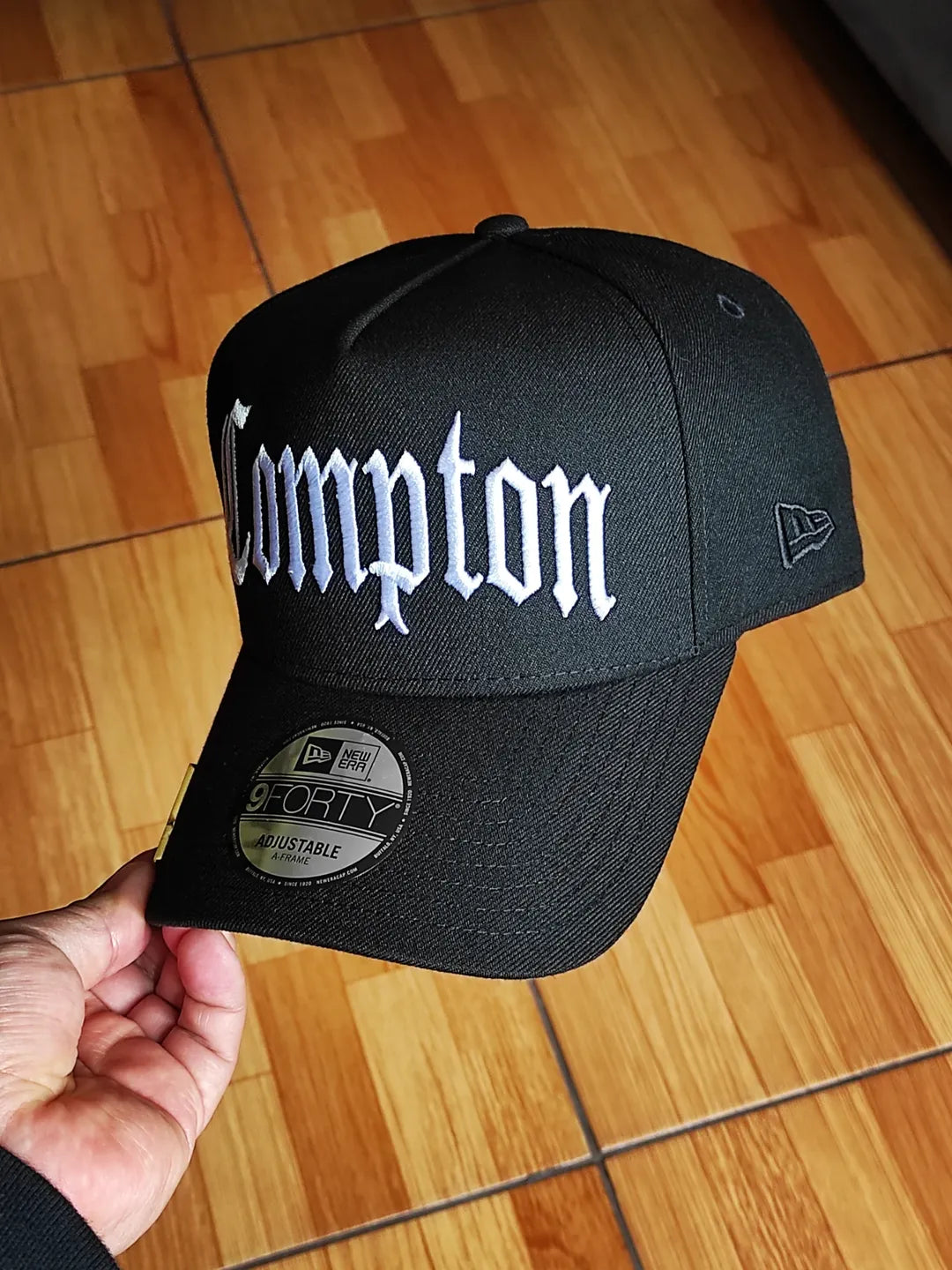 Gorra snapback A-frame New Era Compton negra 9Forty
