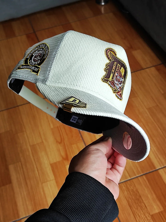 Gorra snapback 9Fifty New Era Detroit Tigers de pana, 50.º aniversario de la Serie Mundial