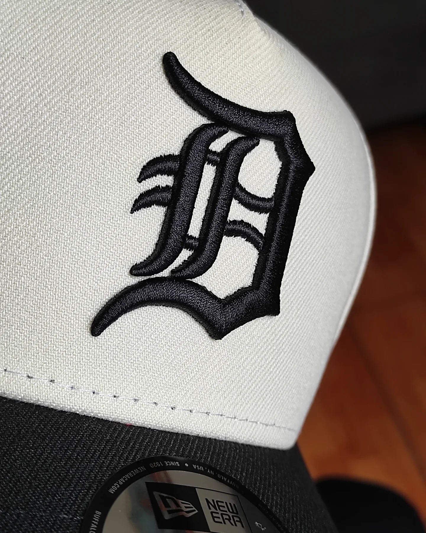 Gorra New Era Detroit Tigers Chrome Black 2 Tone 2000 Stadium 9Forty A-Frame Snapback