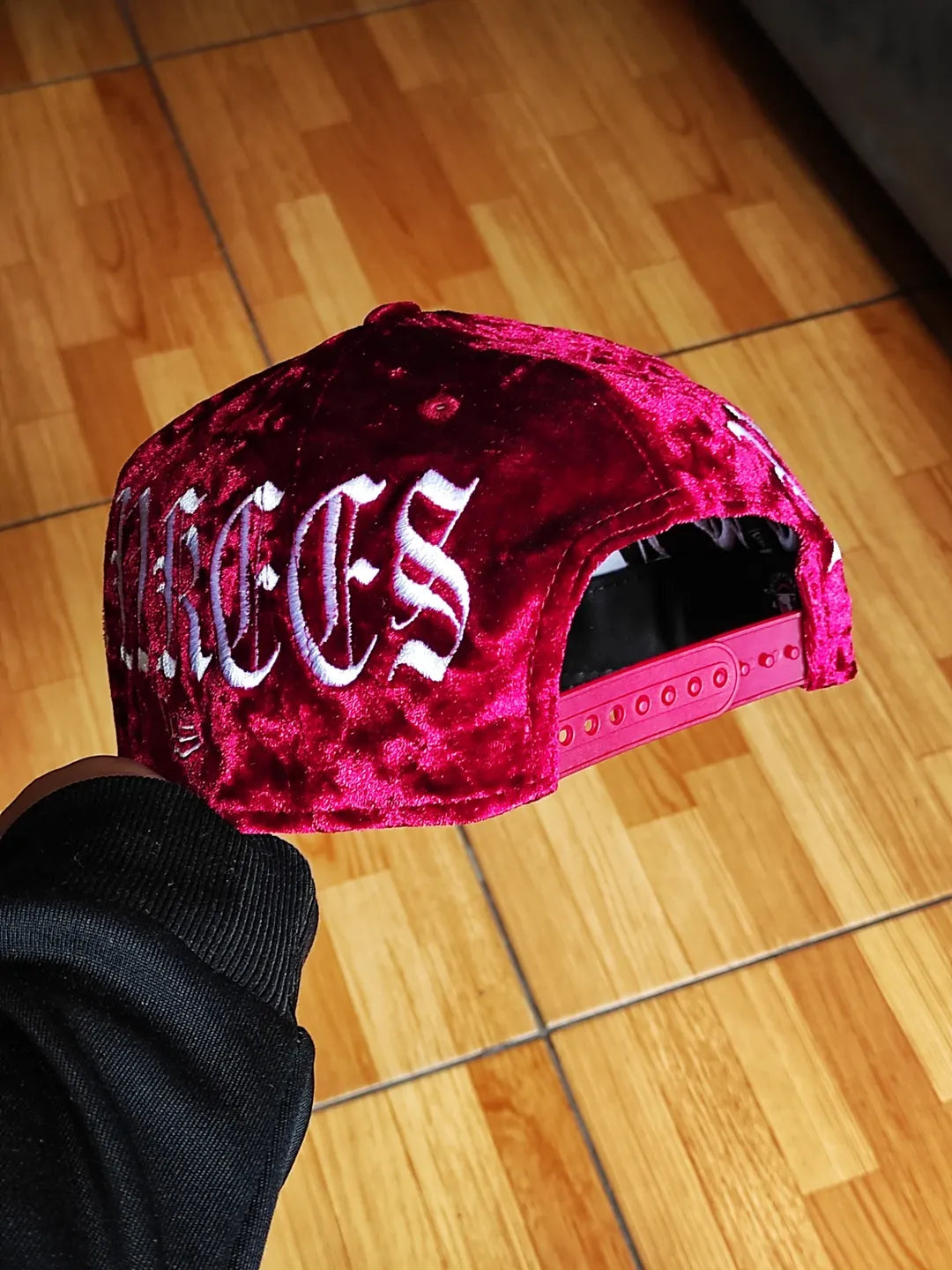 Gorra con cierre trasero de la marca New Era New York Yankees "Velvet" 9FORTY A-Frame