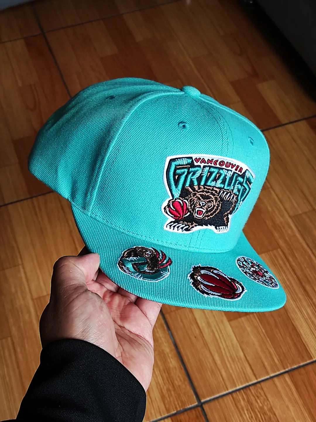 Gorra snapback Vancouver Grizzlies Mitchell & Ness NBA FRONT LOADED