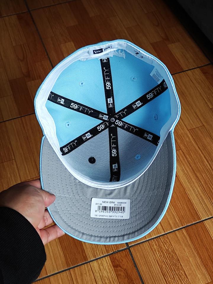 59FIFTY new era grafiti AZUL CIELO incluye pin