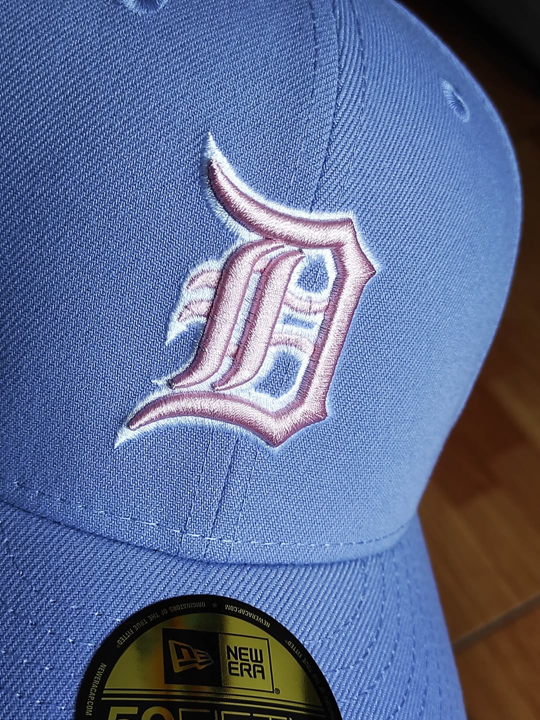 Gorra Ajustada 59FIFTY MLB Detroit Tigers Pastel Púrpura New Era