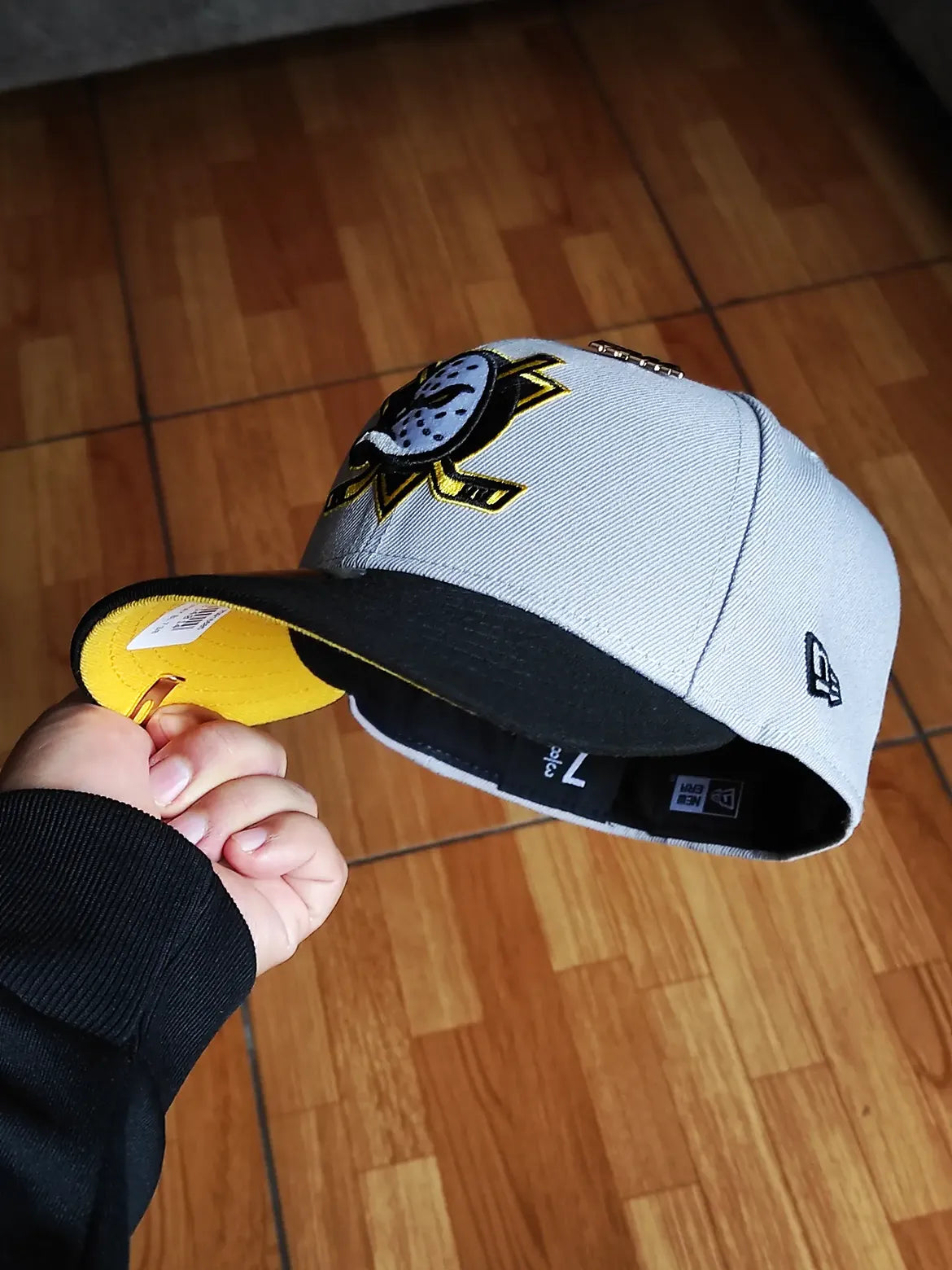 59FIFTY New Era Anaheim Ducks 30th Anniversary incluye pin FAM