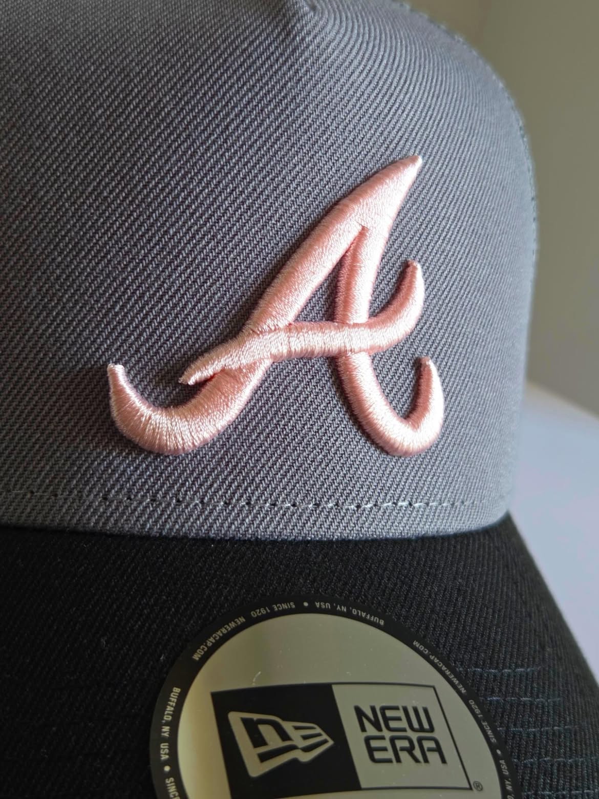 New Era Atlanta Braves World Series 1995 trucker correa tela