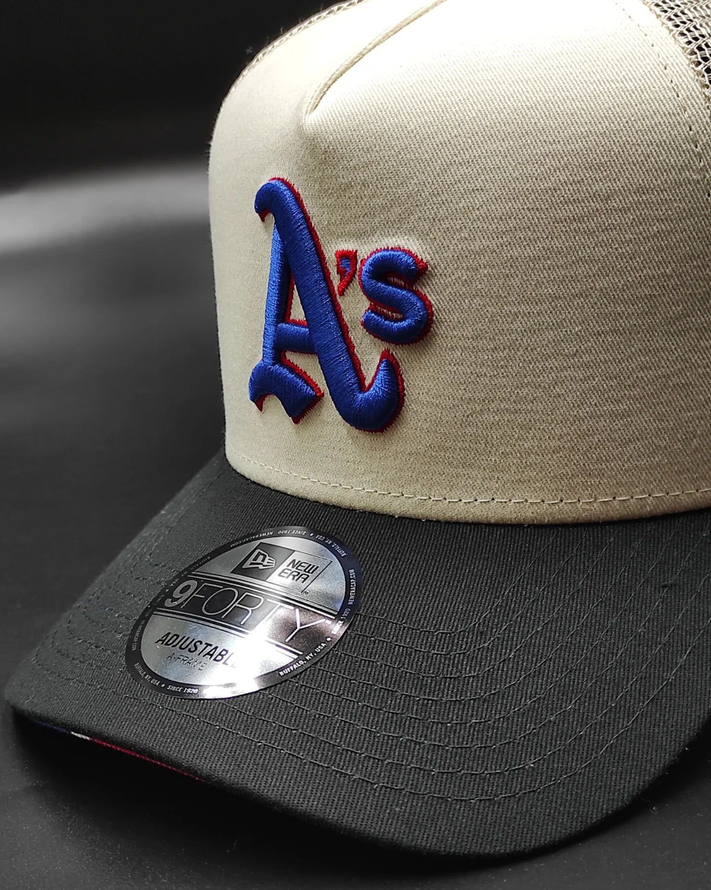 Gorra trucker snapback New Era Oakland Athletic 9 Forty A-FRAME