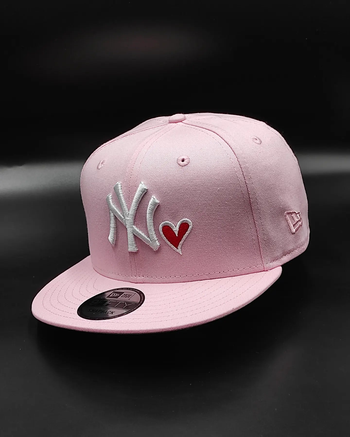 New Era New York Yankees Serie Mundial de 1999 colección corazón ❤️ Gorra 9Fifty Snapback