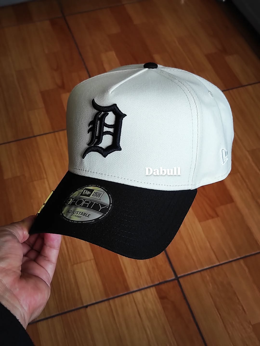 Gorra Detroit Tigers Chrome Black 2 Tone 2000 Stadium SP 9Forty A-Frame Snapback