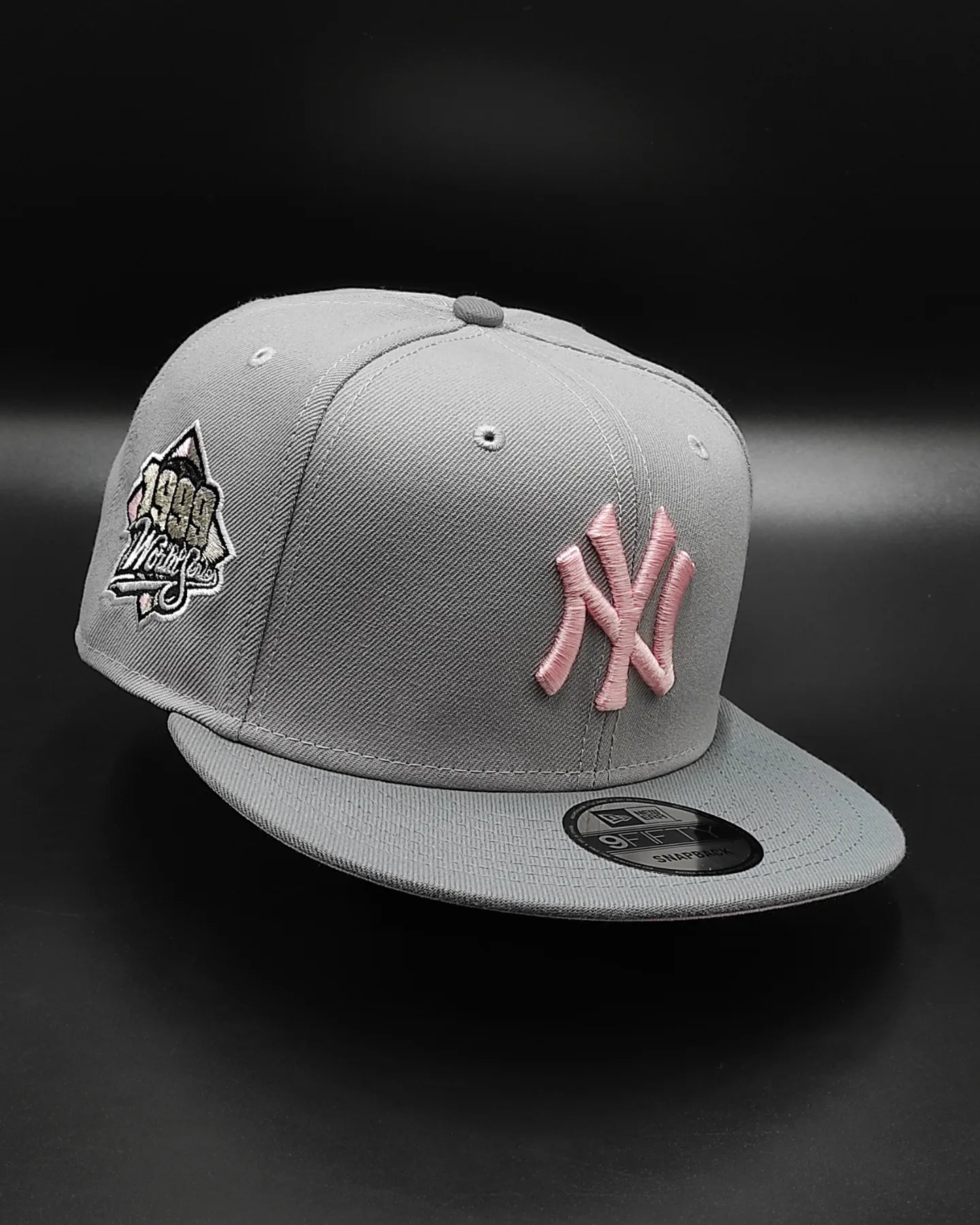 New Era New York Yankees Serie Mundial 1999 gris rosa gorra 9 FIFTY Snapback