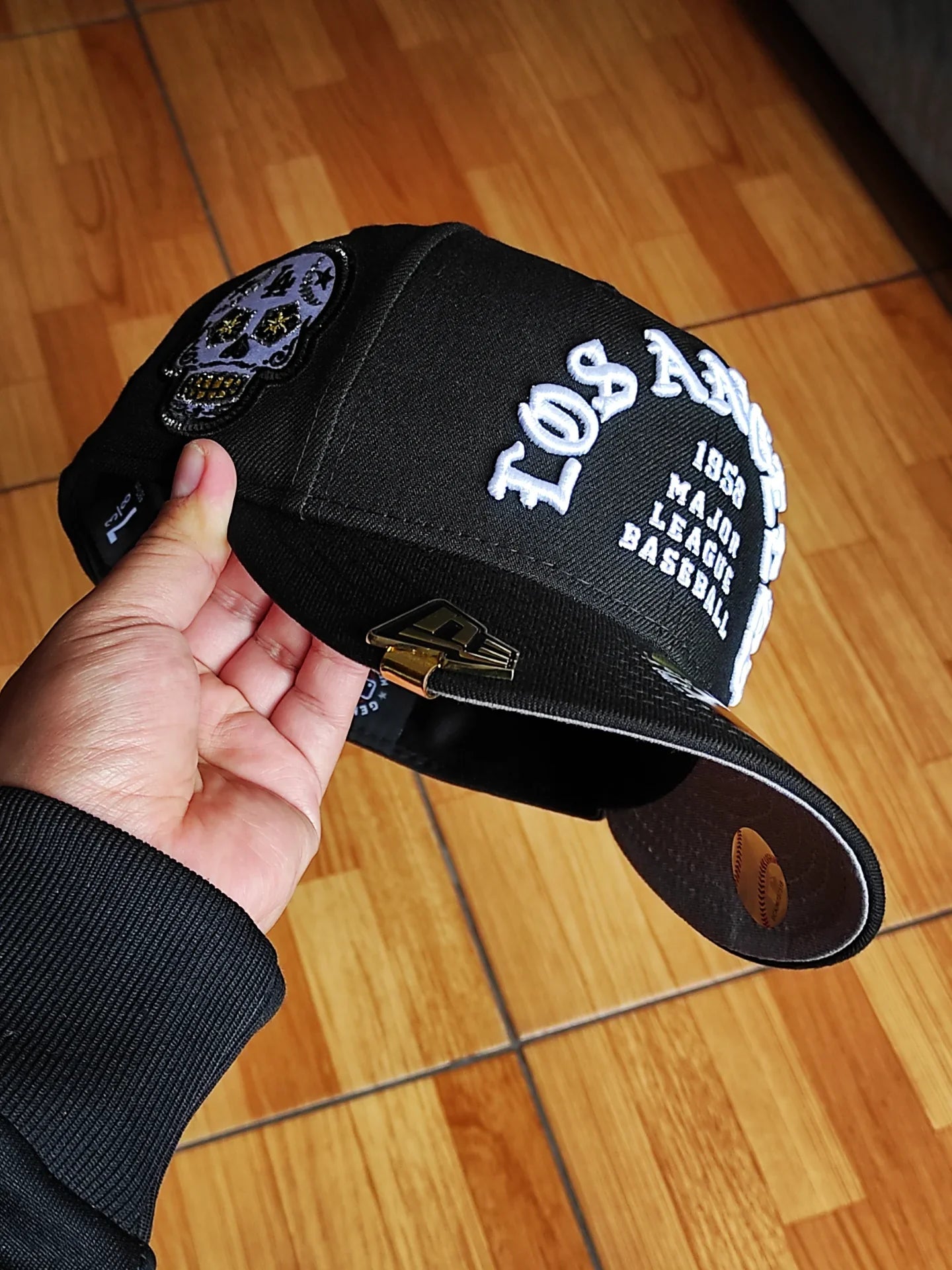New Era Los Angeles Dodgers CALAVERA 💀 Edición Cromo Negro 59fifty ajustada