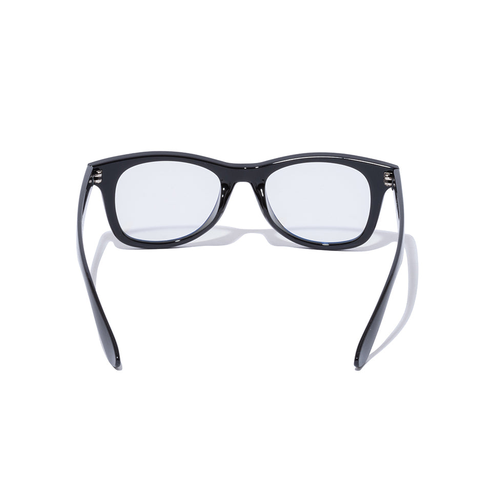 New Era - Gafas de sol Wellington con lentes cuadradas, montura negra brillante y lentes azul claro