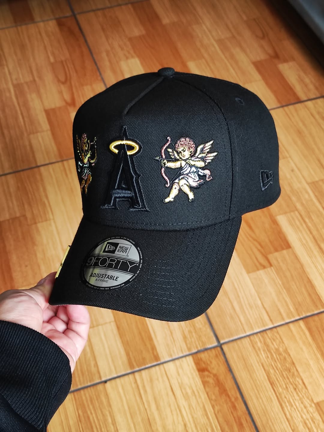 Gorra 9FORTY A-Frame Cupid negra de New Era de los Angels
