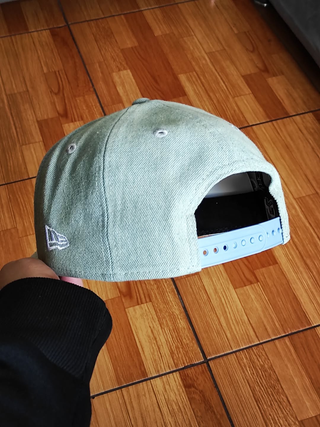 Gorra ajustable 9FORTY A-Frame 'Denim White' de los Atlanta Braves