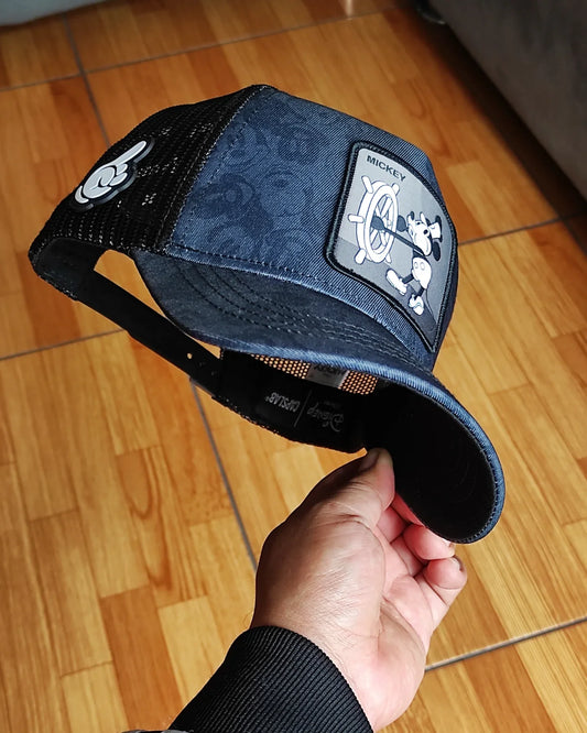 Gorra Trucker Snapback Capslab Disney Mickey Mouse Negra y Gris
