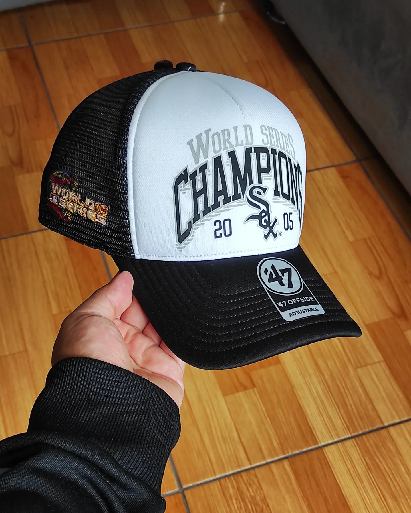 47Brand Chicago White Sox gorra trucker de espuma, negra y blanca, World Series, con cierre a presión