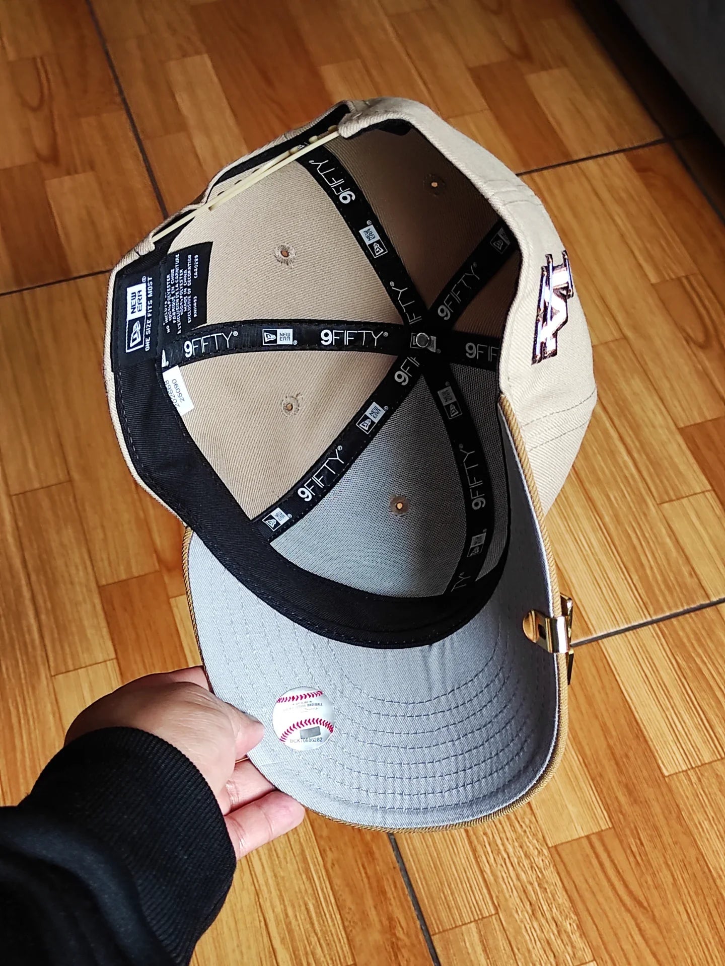 New Era Los Angeles Dodgers flame 🔥two Tone Brown light  9FIFTY snapback
