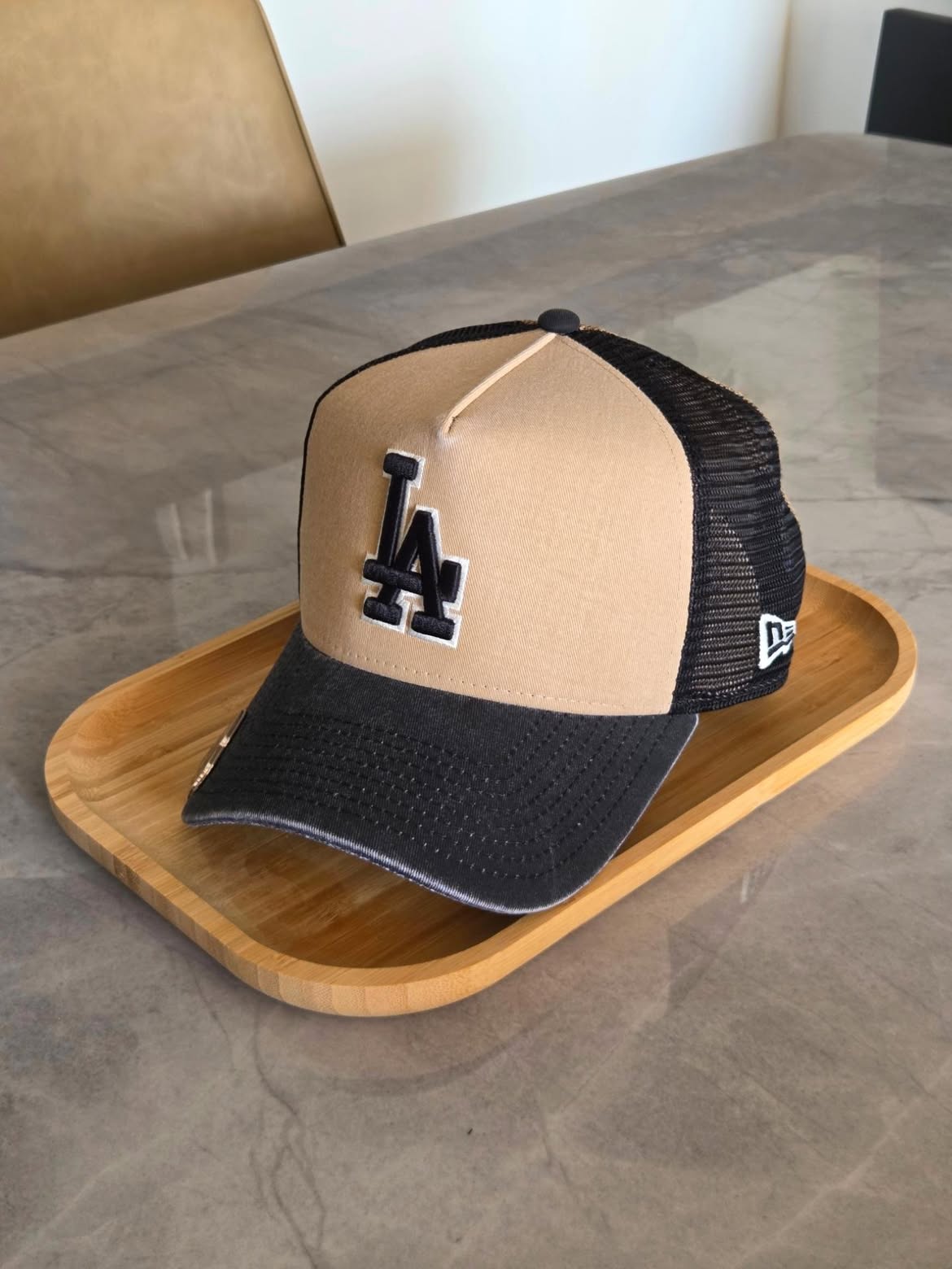 New Era Los Angeles Dodgers 9Forty A-FRAME TRUCKER / Two-tone fabric strap LA Khaki/Black