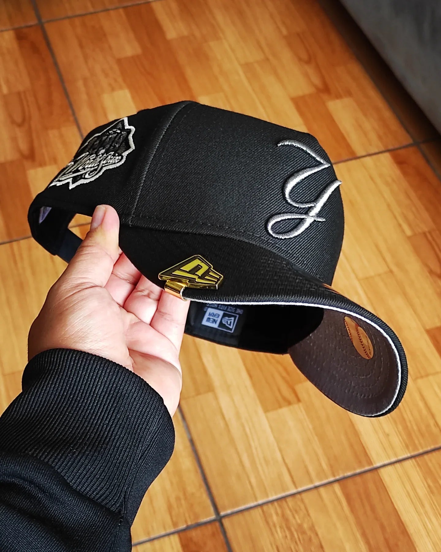 New Era Gorra Ajustable Negra New York Yankees World Series 1999 Liquid Titanium 9Forty A-Frame