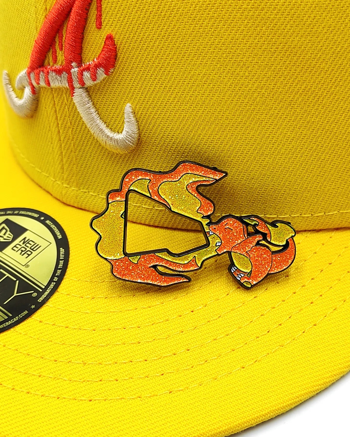 PIN DE METAL CHARMANDER POKÉMON