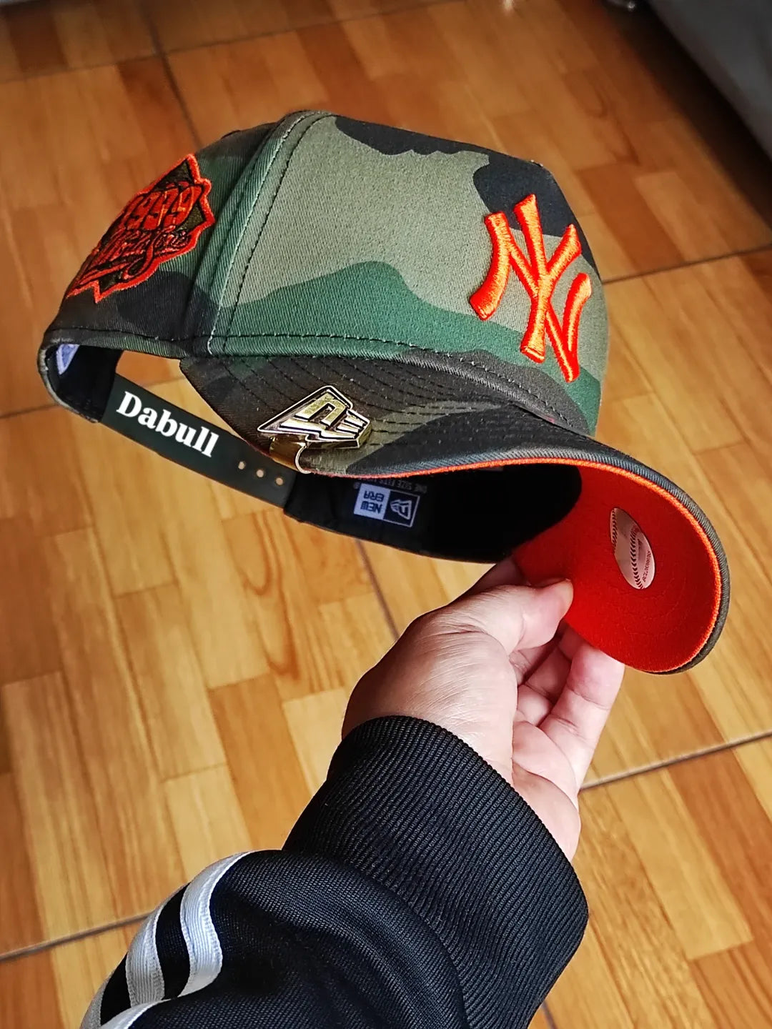 Gorra New Era New York Yankees World Series 1999 Edición Camuflaje 9Forty A-Frame Snapback