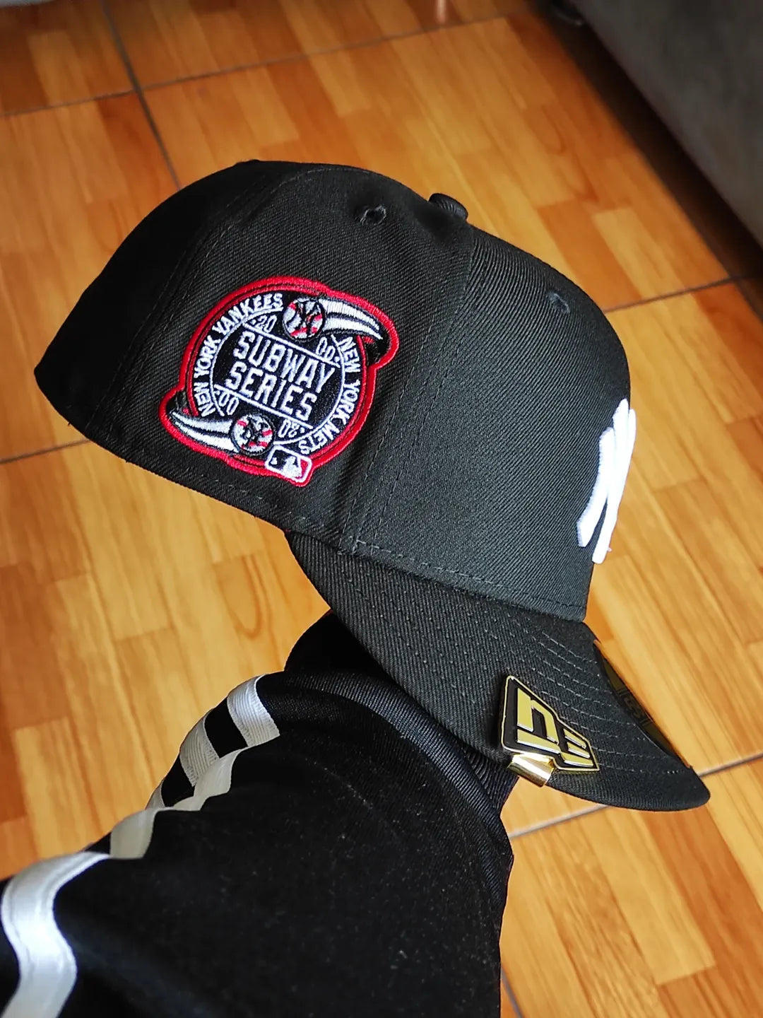 New Era New York Yankees Subway Series gorra ajustada 59Fifty negra y roja