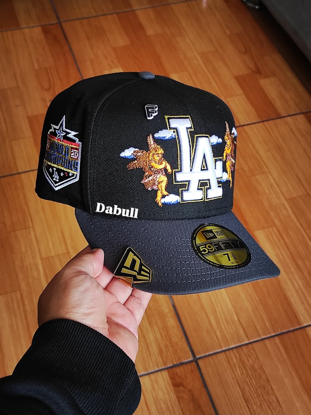 GORRA NEW ERA 59FIFTY LOS ANGELES DODGERS MLB NEGRA GRAFITO DOS TONOS UV ROSA