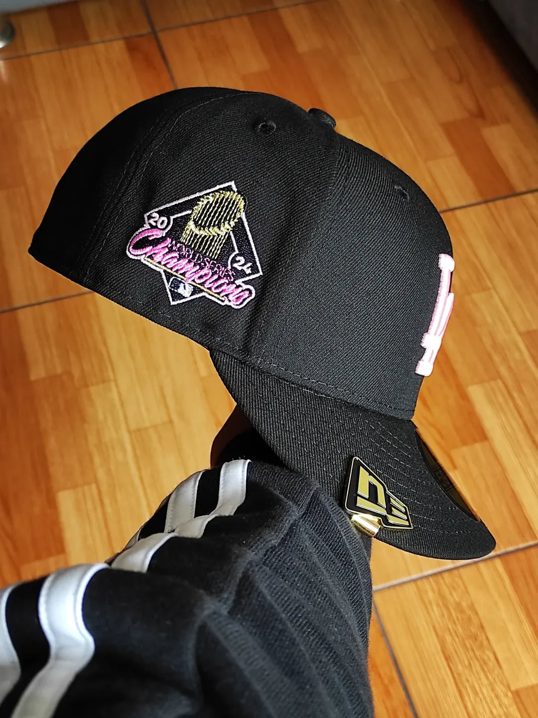 New Era Los Angeles Dodgers campeones de la Serie Mundial 2024 negra rosa 59fifty