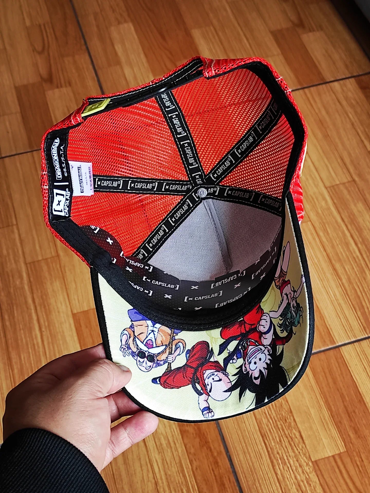 Gorra Trucker Snapback Goku Dragon Ball de Capslab