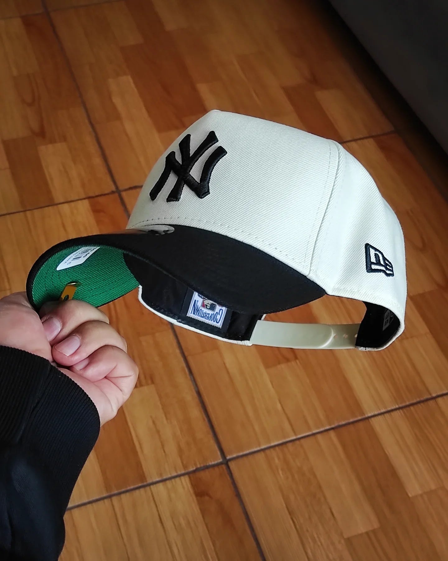 New Era New York Yankees Serie Mundial 1999 Chrome black 9 cuarenta A-FRAME