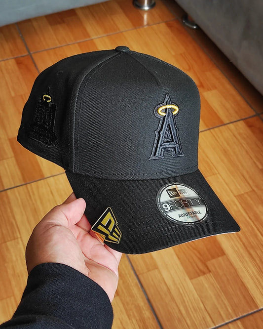 Gorra New Era Anaheim Angels Gold Black Classic 9Forty A Frame Snapback