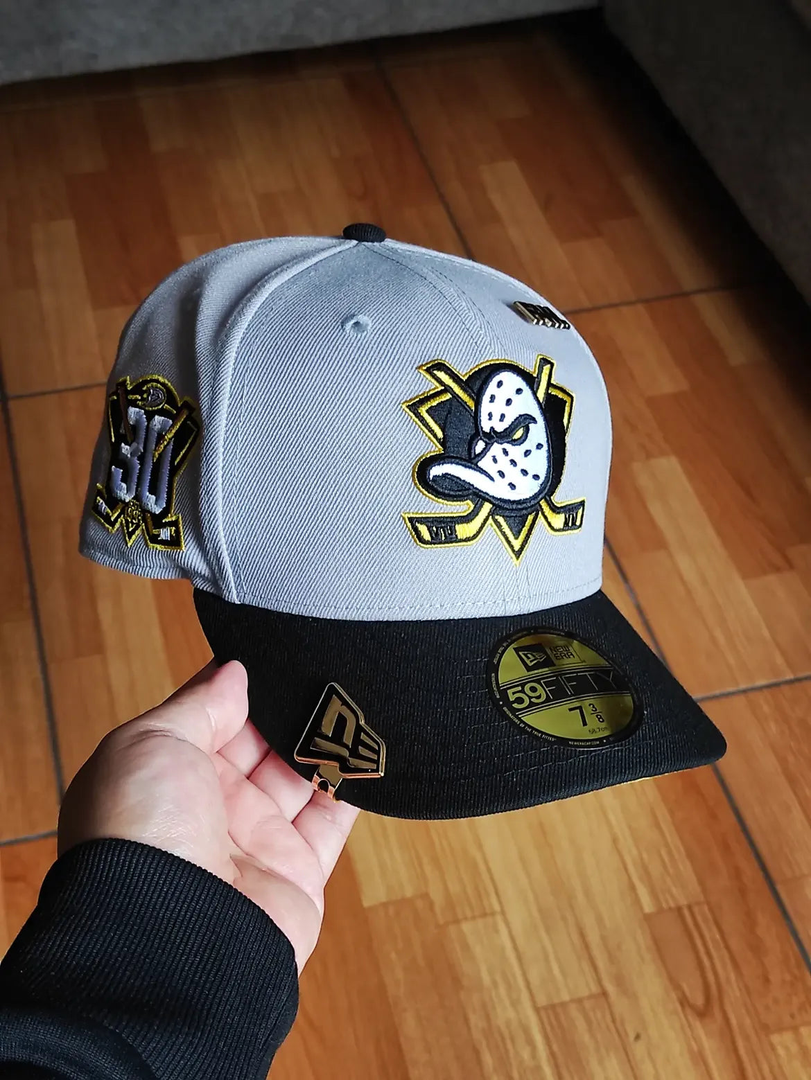 59FIFTY New Era Anaheim Ducks 30th Anniversary incluye pin FAM